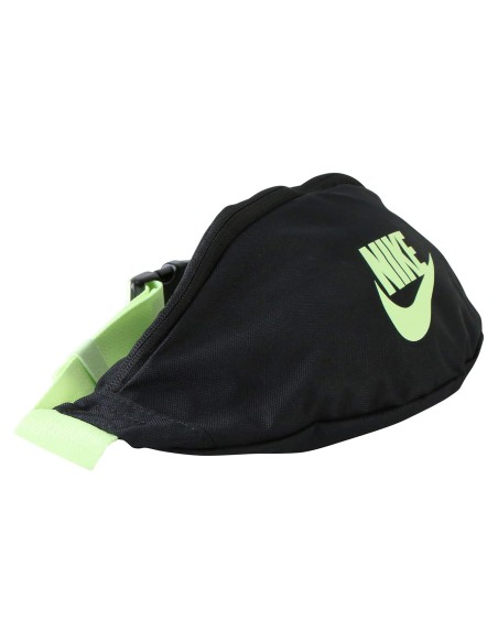 Compra aquí tus chanclas Nike Benassi Black|Envío gratis en 48 horas|